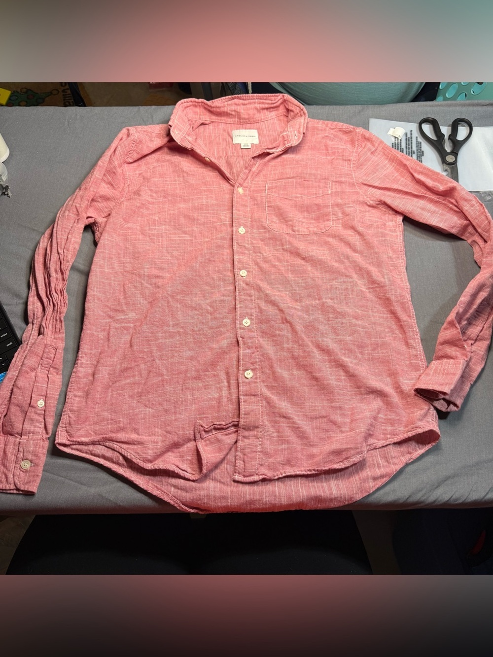 American Eagle Outfitters Men’s Button-Down Shirt in Coral Pink